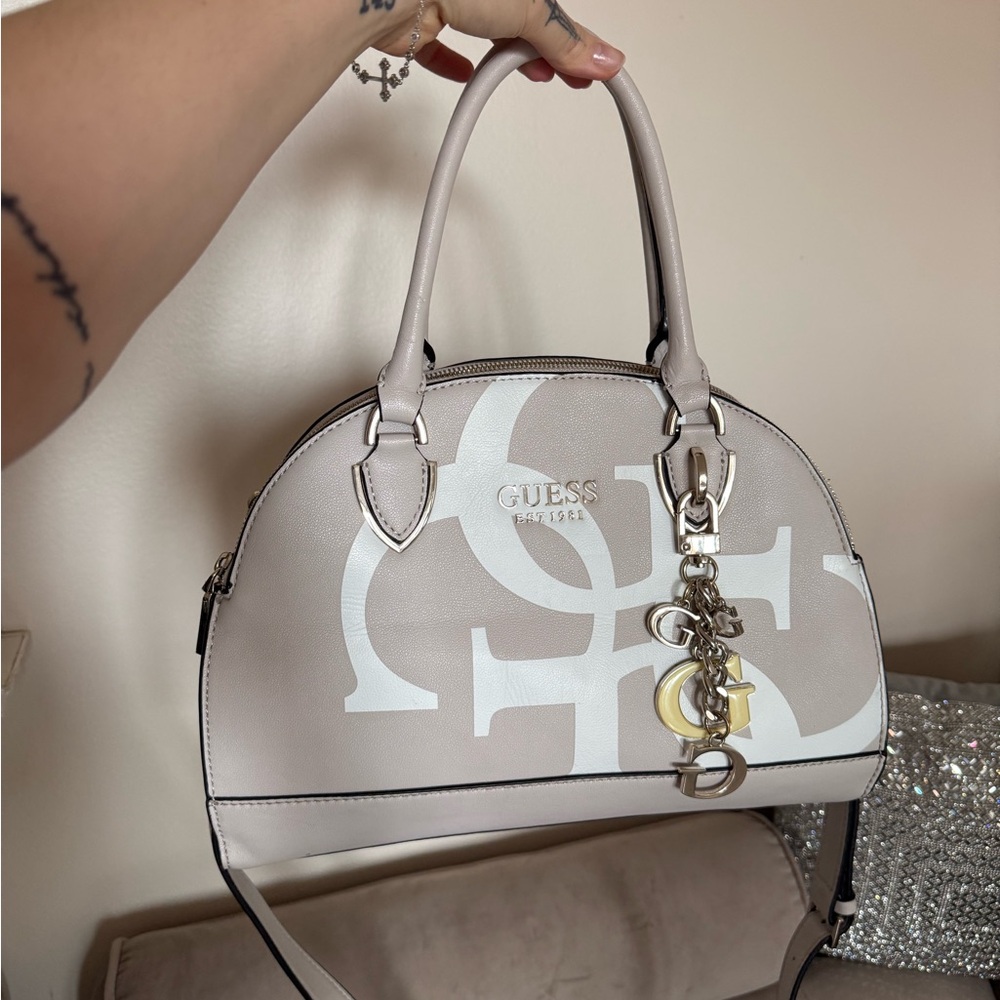 Guess Cream and White Satchel Bag